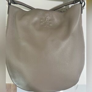 NWT Tory Burch Thea Pebble Grey Bucket Hobo Bag